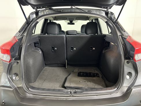 Used 2020 Nissan Kicks S FWD image 22