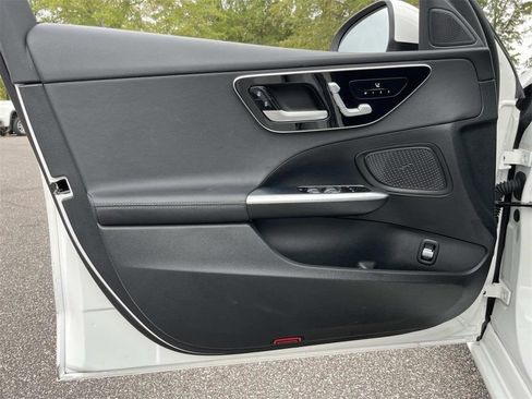 Used 2024 Mercedes-Benz C 300 4MATIC Sedan image 10