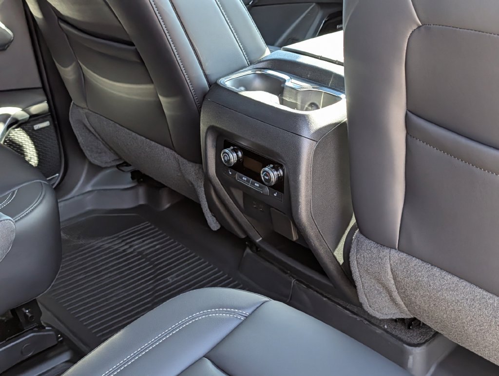 New 2027 GMC Acadia Elevation w/ Black Edition FWD image 30