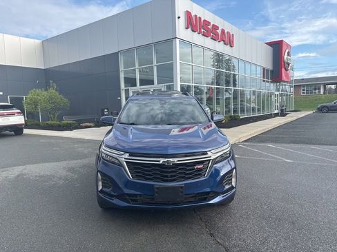 Used 2023 Chevrolet Equinox RS w/ RS Leather Package AWD/4WD image 2