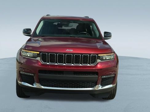 Used 2022 Jeep Grand Cherokee L Limited AWD/4WD image 2