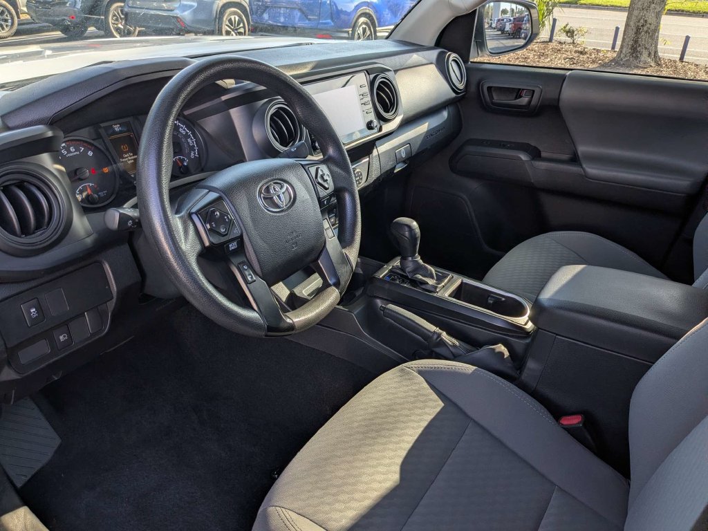 Used 2022 Toyota Tacoma SR RWD image 15