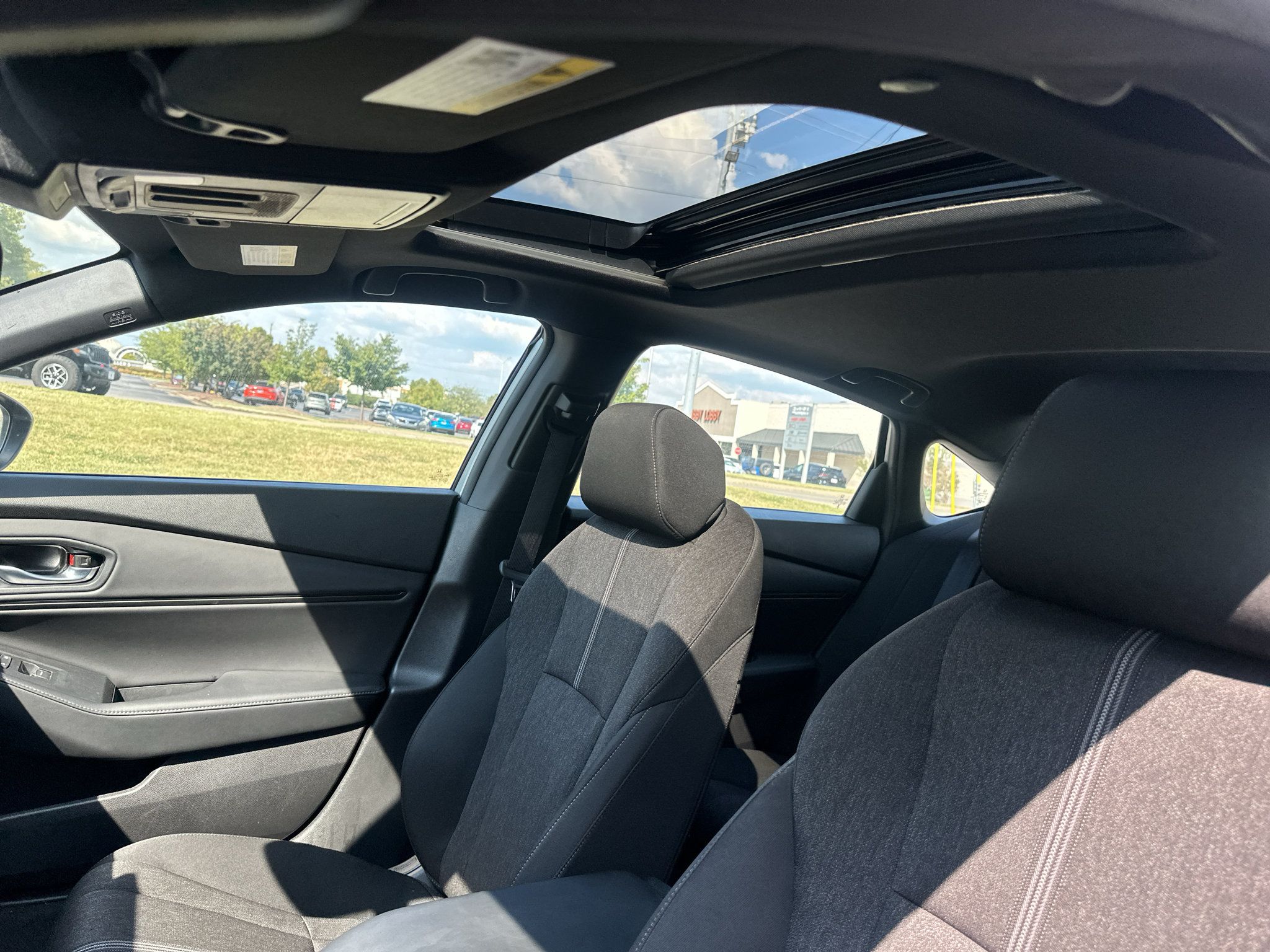 Used 2025 Honda Accord Sport image 21
