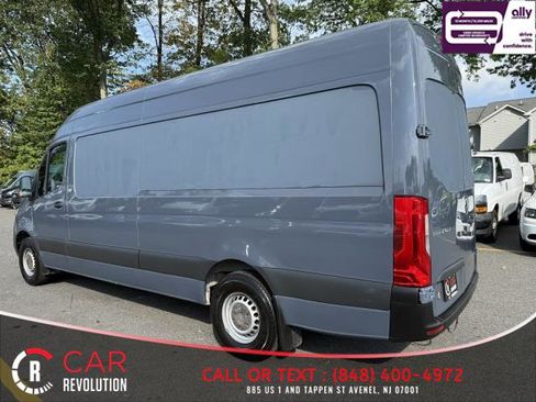 Used 2019 Mercedes-Benz Sprinter 170 image 4