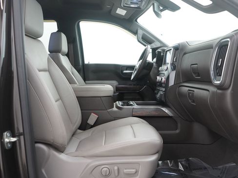 Used 2019 GMC Sierra 1500 SLT image 11