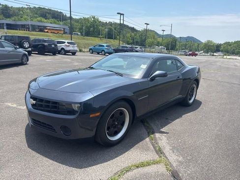 Used 2013 Chevrolet Camaro LS RWD image 4