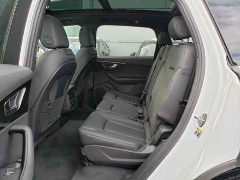 New 2026 Audi Q7 2.0T Premium image 8