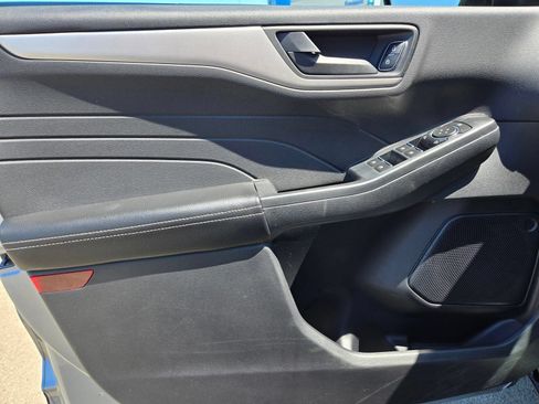 Used 2022 Ford Escape SE FWD image 15