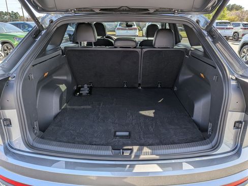 Used 2023 Volkswagen Atlas Cross Sport SE w/ Panoramic Sunroof Package image 31