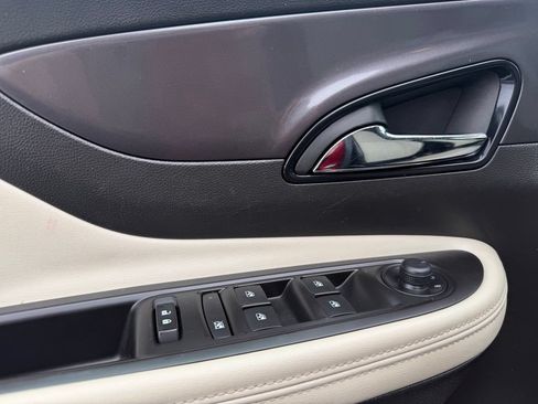 Used 2019 Buick Encore Preferred FWD image 21