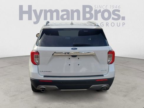 Used 2022 Ford Explorer Limited w/ Equipment Group 301A image 4