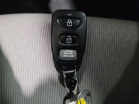 Used 2018 Hyundai Elantra SEL FWD image 32