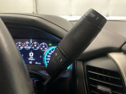 Used 2019 GMC Yukon Denali w/ Open Road Package image 10