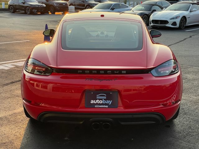 Used 2023 Porsche 718 Cayman w/ 718 T Interior Package RWD image 14