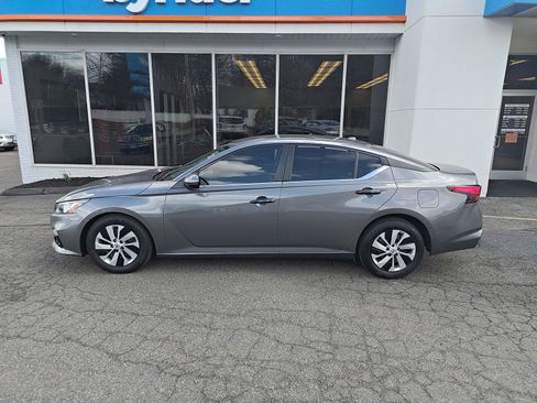 Used 2020 Nissan Altima 2.5 S image 3