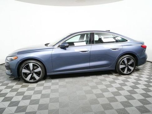 Used 2025 Audi A5 2.0T Premium Plus w/ Premium Plus AWD/4WD image 31