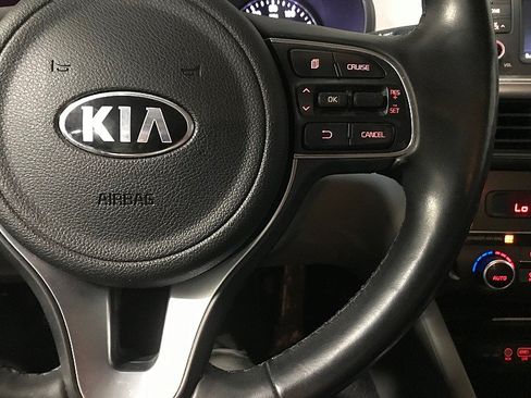 Used 2016 Kia Optima EX FWD image 25