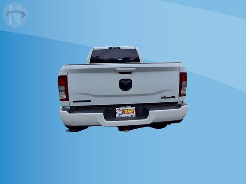 Used 2022 RAM 3500 Big Horn w/ Night Edition AWD/4WD image 7