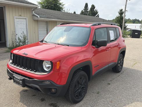 Used 2018 Jeep Renegade Sport w/ Power & Air Group AWD/4WD image 9