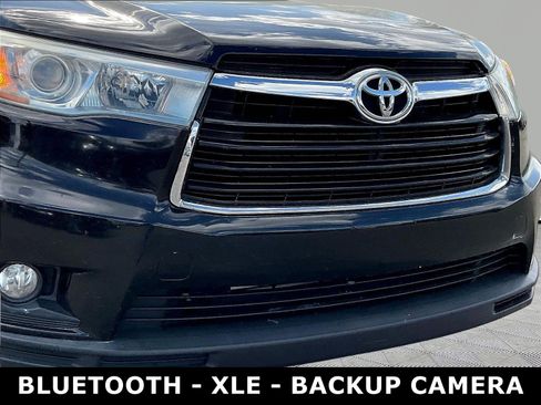 Used 2015 Toyota Highlander XLE FWD image 34