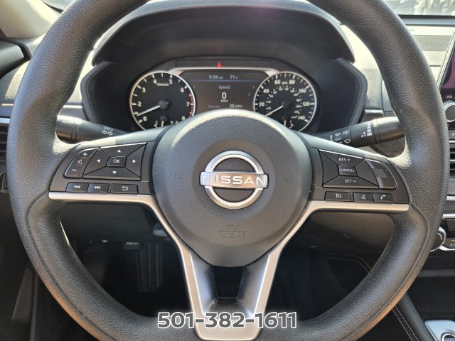 Used 2023 Nissan Altima 2.5 SV FWD image 27