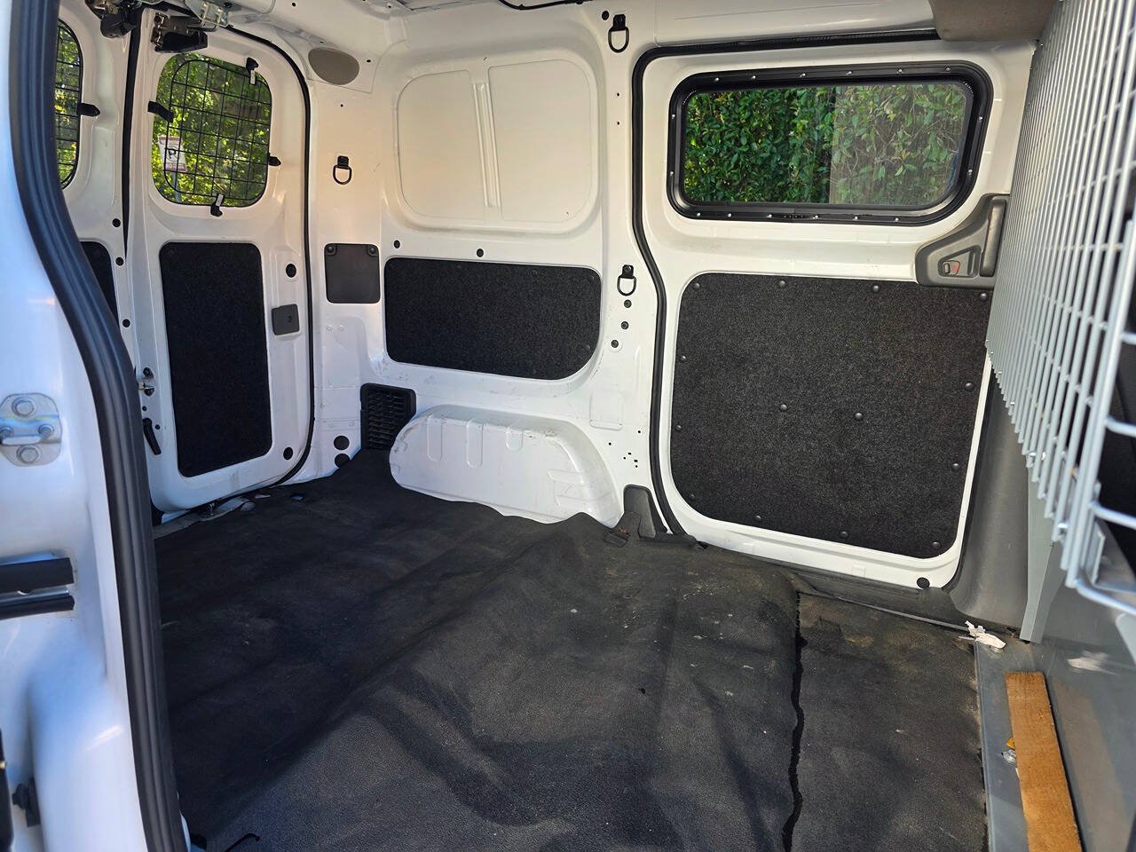 Used 2021 Nissan NV200 FWD image 23