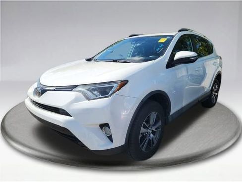 Used 2018 Toyota RAV4 Adventure image 13
