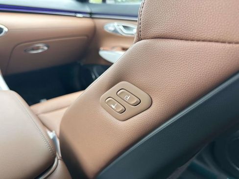 New 2026 Genesis GV70 2.5T Advanced AWD/4WD image 11