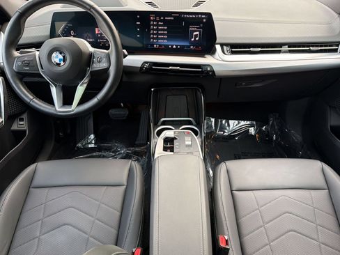 Used 2026 BMW X2 xDrive28i AWD/4WD image 15