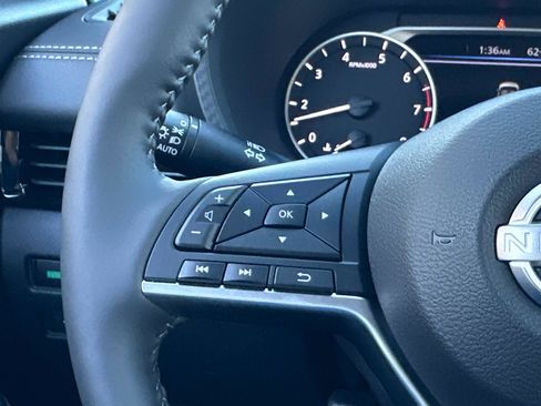 New 2025 Nissan Sentra SV image 38