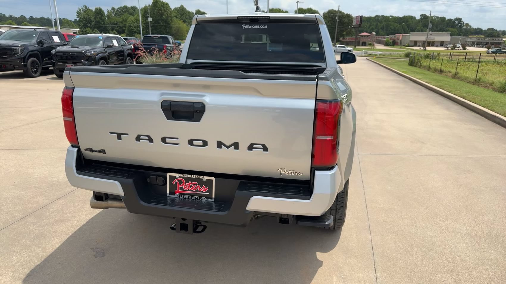 Used 2024 Toyota Tacoma TRD Sport AWD/4WD image 8