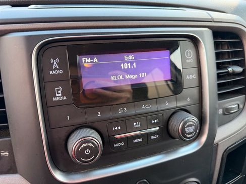 Used 2016 RAM 1500 Express image 19