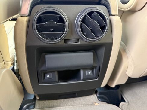 Used 2012 Land Rover LR4 HSE LUX AWD/4WD image 21