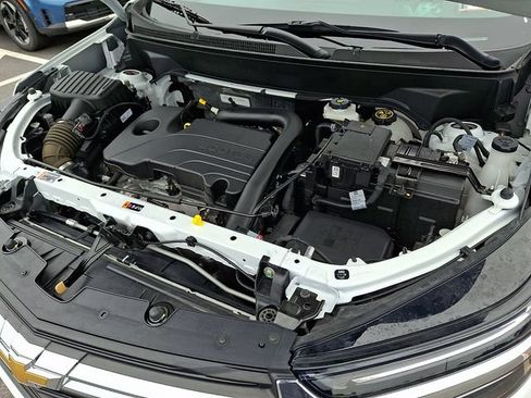 Used 2023 Chevrolet Equinox LT w/ LPO, Floor Liner Package AWD/4WD image 27