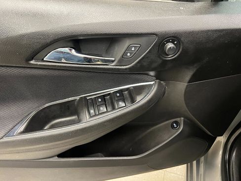 Used 2017 Chevrolet Cruze LT w/ RS Package image 31