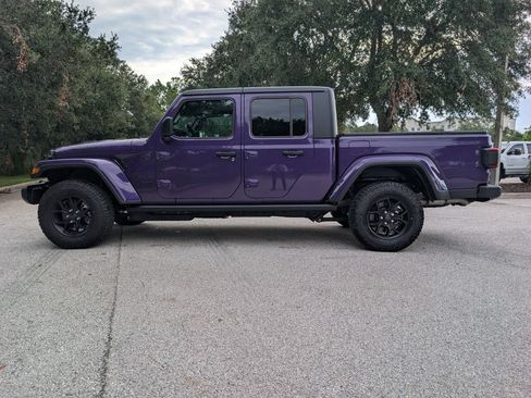 Used 2026 Jeep Gladiator Sport AWD/4WD image 5