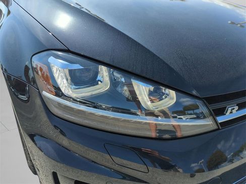 Used 2017 Volkswagen Golf R 4-Door image 50