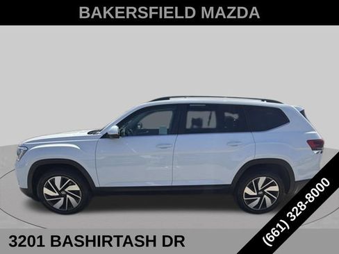 Used 2024 Volkswagen Atlas SE AWD/4WD image 2