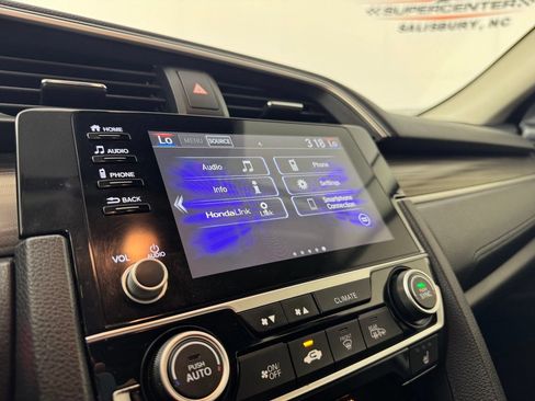 Used 2019 Honda Civic EX image 18