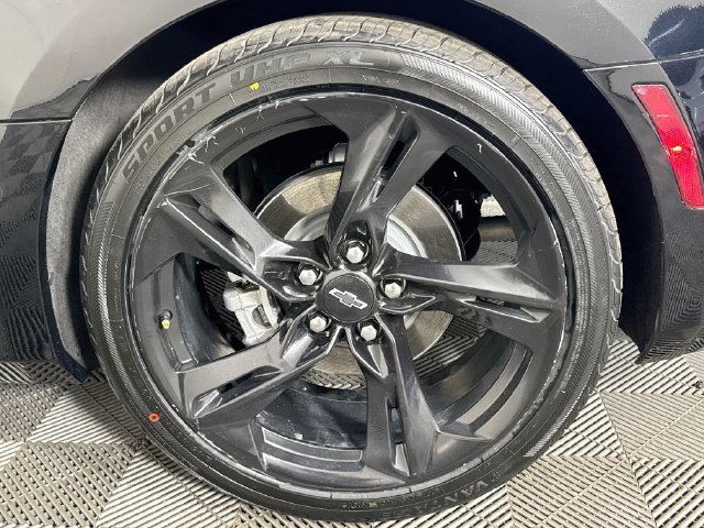 Used 2024 Chevrolet Camaro LT RWD image 30