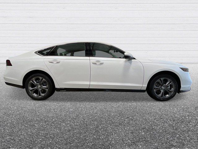 New 2026 Honda Accord EX-L image 9