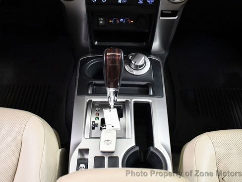 Used 2014 Toyota 4Runner Limited AWD/4WD image 29