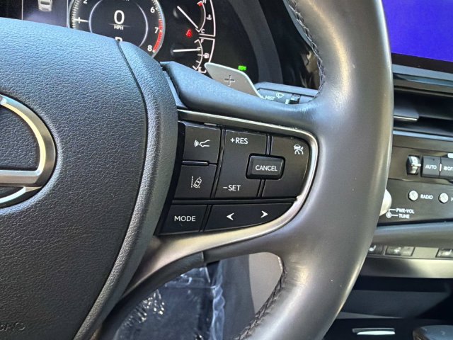 Certified 2023 Lexus ES 350 w/ Premium Package FWD image 26
