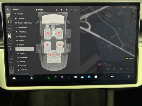 Used 2022 Tesla Model X Plaid image 27