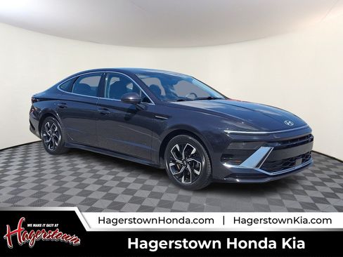 Used 2024 Hyundai Sonata SEL FWD image 1
