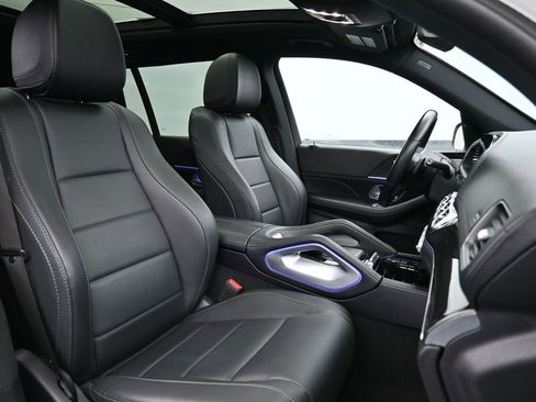 Used 2023 Mercedes-Benz GLS 450 4MATIC image 27