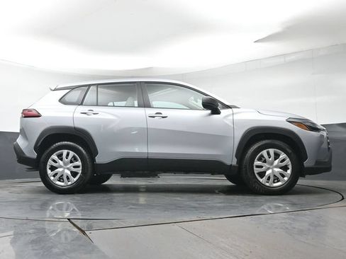 Used 2026 Toyota Corolla Cross L AWD/4WD image 32