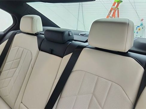 Used 2025 BMW 530i image 30