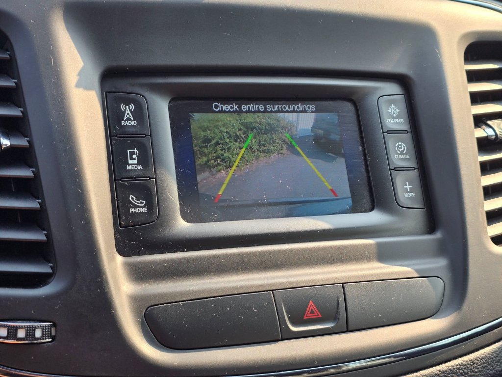 Used 2015 Chrysler 200 S w/ Comfort Group FWD image 21