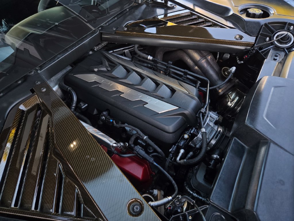 Used 2021 Chevrolet Corvette Stingray Premium Cpe w/ Z51 Performance Package RWD image 42